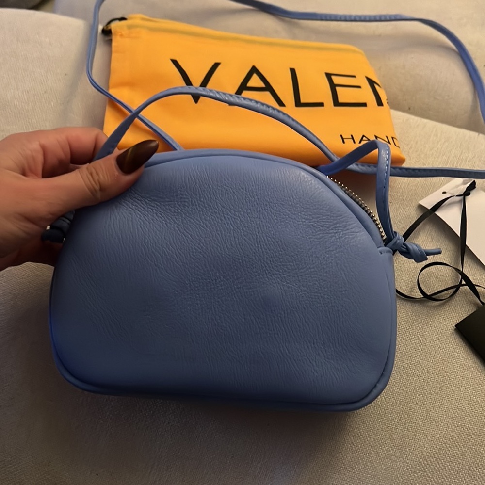 Brand new baby blue Valentino bag with tags attached - Picture 4 of 4